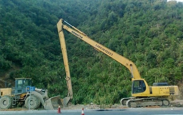 長臂挖掘機(jī)廠家、長臂挖掘機(jī)廠家定制、長臂挖掘機(jī)廠家改裝