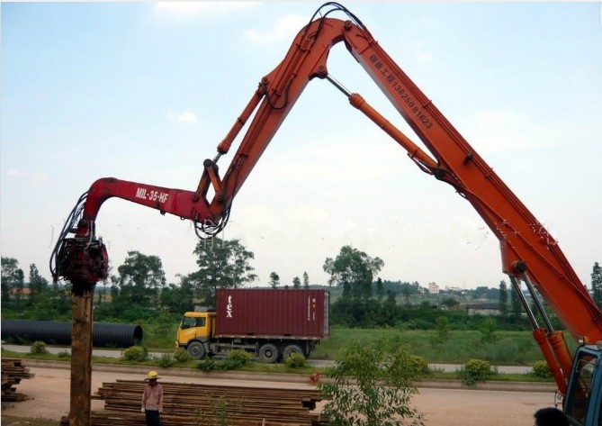 挖掘機打樁臂、打樁臂、打樁錘、挖掘機打樁臂廠家