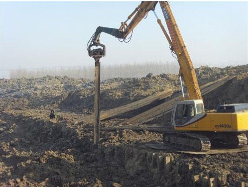 挖掘機打樁臂、打樁臂、打樁錘、挖掘機打樁臂廠家