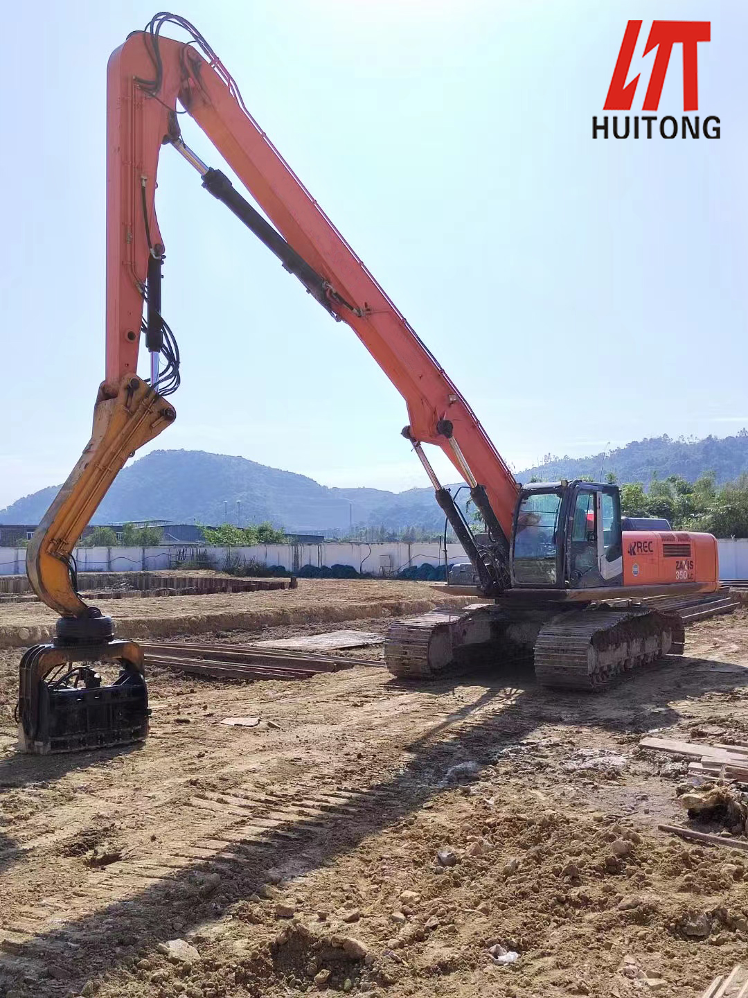 挖掘機加長臂.jpg 挖掘機加長臂.jpg