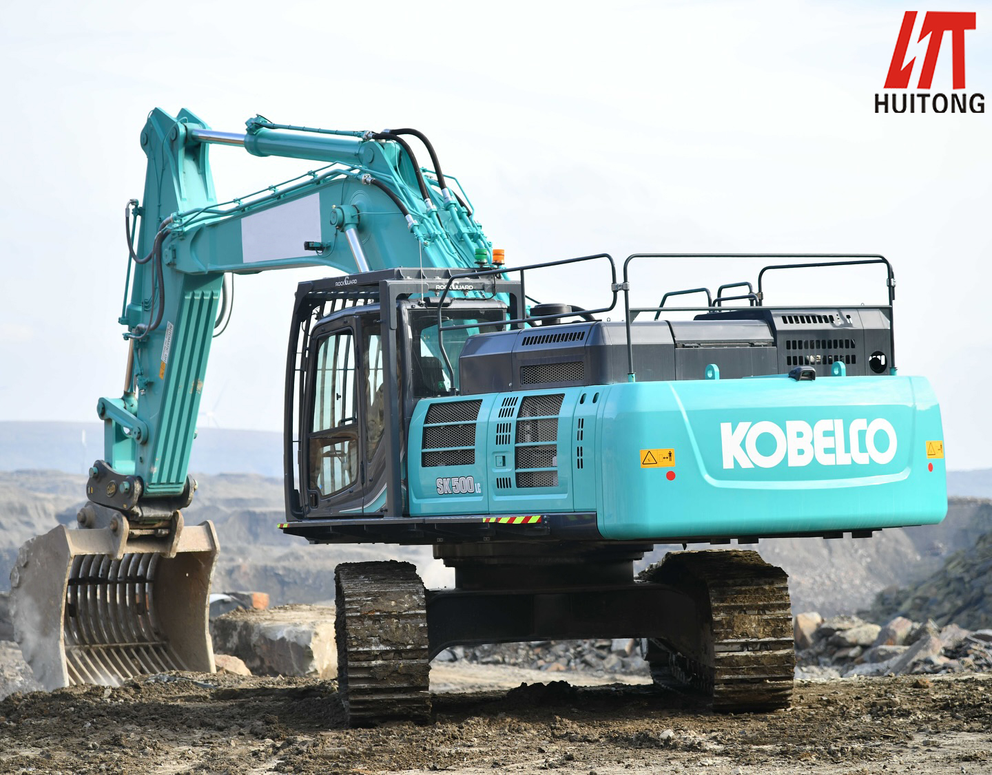 挖掘機(jī)加長臂.jpg 挖掘機(jī)加長臂.jpg